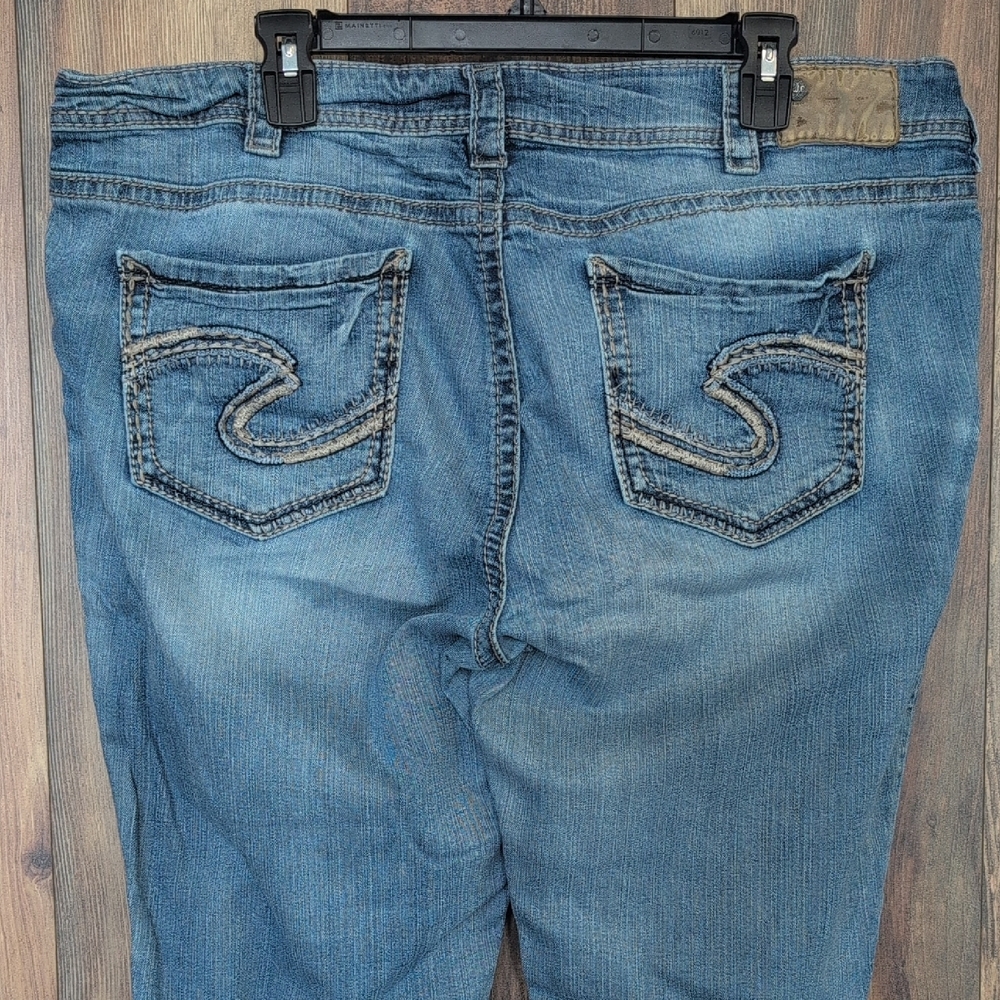 Silver Jeans Super Stretch Suki Mid Baby Boot Cut Jeans 20 x 33             C234
